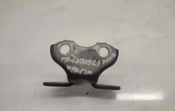 Lexus GS 250 350 300H 450H Front door lower hinge 