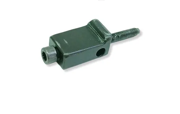 Volkswagen PASSAT B6 Fuel Injector clamp holder 