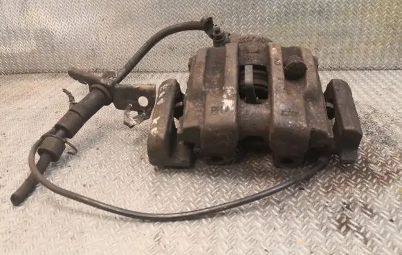 BMW 1 E81 E87 Front brake caliper