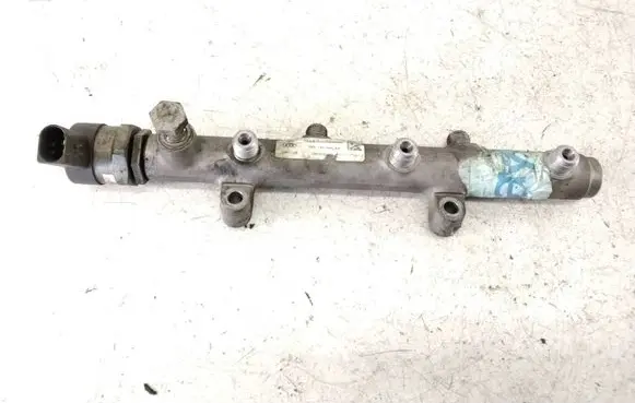 Volkswagen Touareg I Fuel main line pipe 059130090AH 100000360