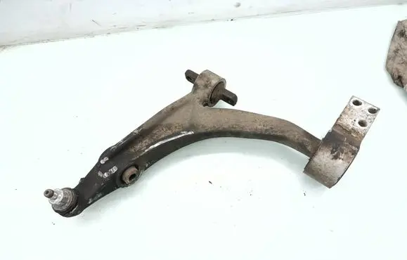 Alfa Romeo 159 Front lower control arm/wishbone 