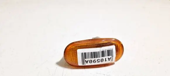 Mitsubishi Colt Front fender indicator light 