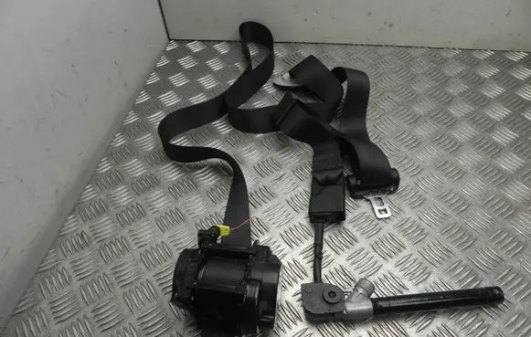 Tesla Model Y Front seatbelt 110582201F M4969