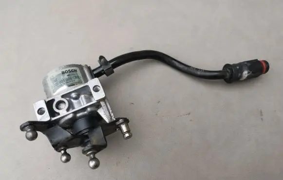 Mercedes-Benz C W202 Accelerator pedal position sensor 0205001008 0095428817