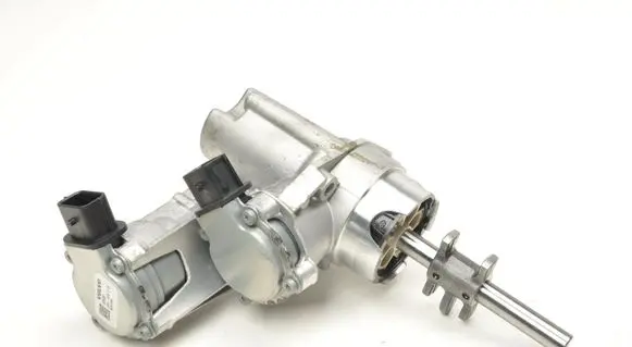 Volvo XC40 Gear selector/shifter in gearbox 32240359