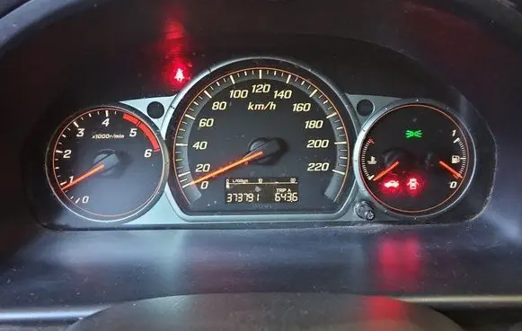 Speedometer (instrument cluster)