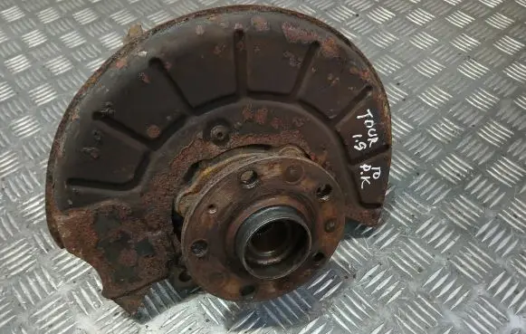 Volkswagen Touran I Front wheel hub spindle knuckle