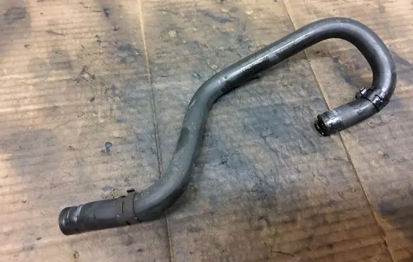 Volkswagen Transporter - Caravelle T5 Engine coolant pipe/hose