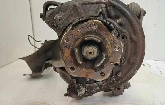 Porsche 911 991 Rear wheel hub spindle/knuckle 99133202460 9913315110