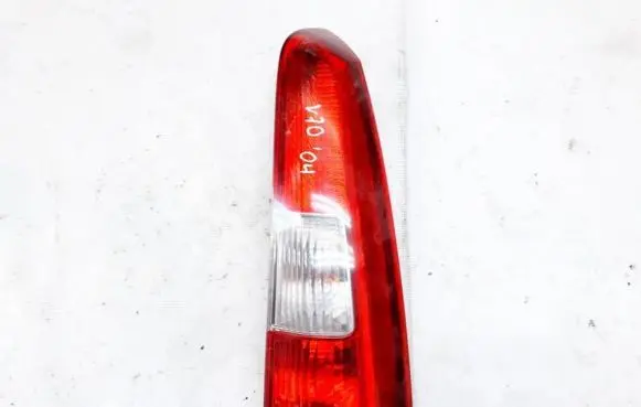 Volvo V70 Rear/tail lights 9154494