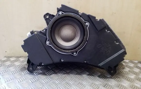 KIA Sportage Subwoofer speaker 963803W000