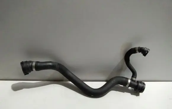 BMW 5 G30 G31 Engine coolant pipe/hose 16269713