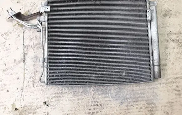 KIA Sorento A/C cooling radiator (condenser) NOCODE