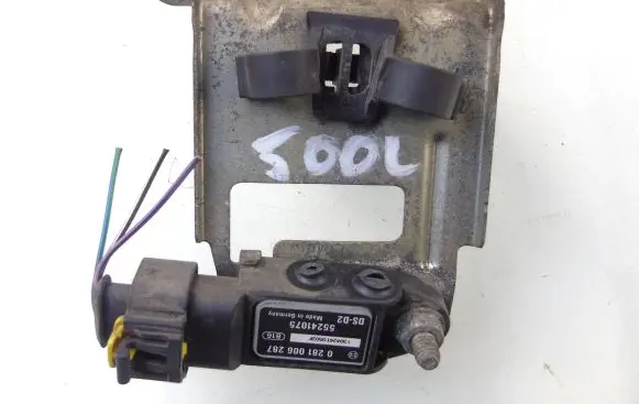 Fiat 500L Exhaust gas pressure sensor 55241075 0281006287