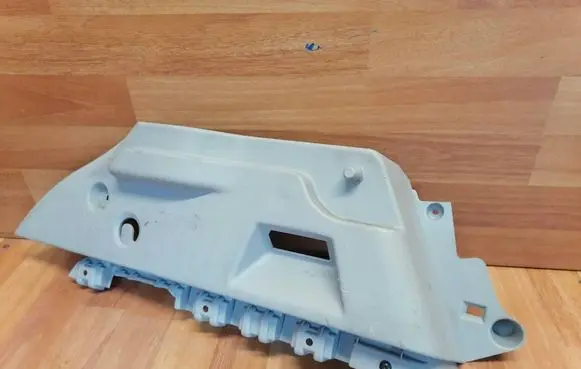 Renault Zoe Parcel shelf load cover mount bracket 799127609R