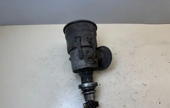 Audi 80 90 B2 Spark distributor 055905206 0237020037 Z415