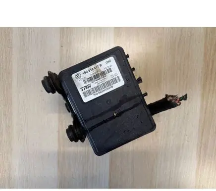 Volkswagen Up ABS Pump 1S0614517R