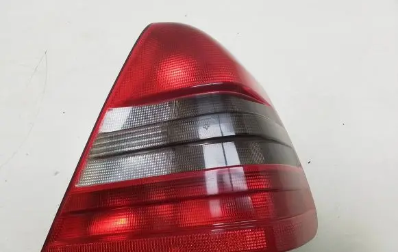 Mercedes-Benz C W202 Rear/tail lights 2028201064 3301520510