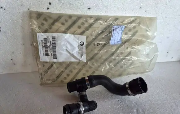Alfa Romeo Stelvio Engine coolant pipe/hose 50542763 68407388AA