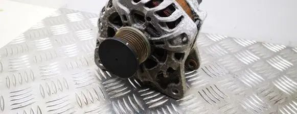 Renault Captur Generator/alternator 166301888R