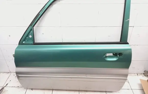 Door (2 Door Coupe)