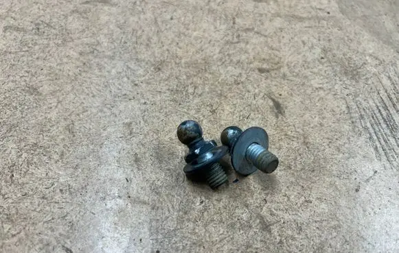 BMW 3 E46 Nuts/bolts 51247010221 7010221