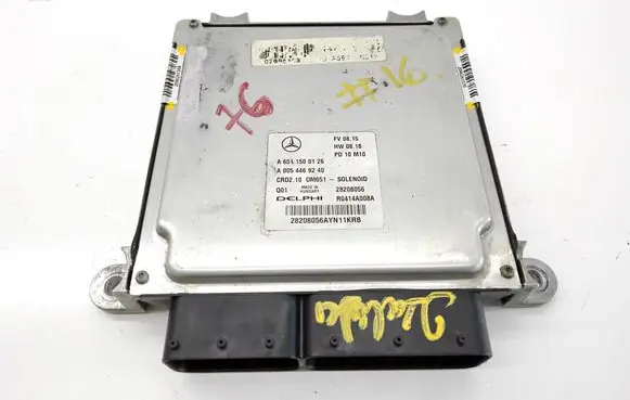 Mercedes-Benz C W204 Engine control unit/module A6511500126 A0054469240