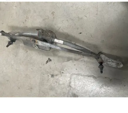 BMW 5 F10 F11 Front wiper linkage and motor 3397021520 7306266 1307082109