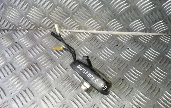 Mitsubishi Outlander Radio antenna 