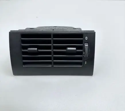 BMW 5 E39 Dash center air vent grill 8391182