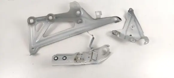 BMW X1 F48 F49 Fender mounting bracket 7351516