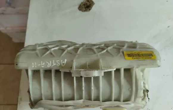 Opel Astra H Passenger airbag 24451349 1000189 PAB60375699