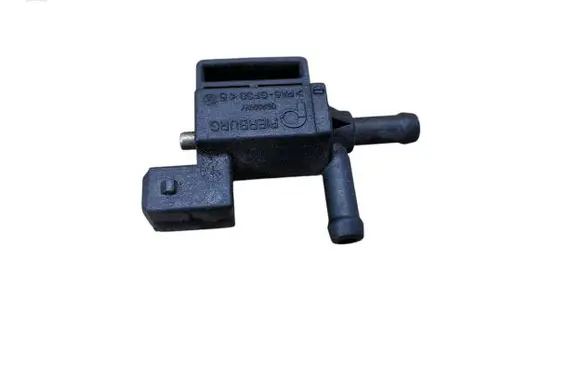 Volvo S60 Turbo solenoid valve 9470775 72251702 09T354