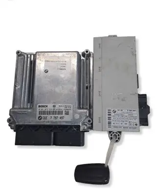 BMW 1 E81 E87 Engine ECU kit and lock set 7797497 61356964051