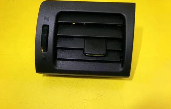Subaru Impreza IV Dashboard side air vent grill/cover trim 66110FJ020