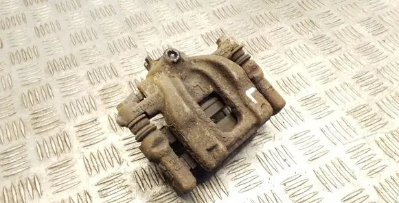 Honda CR-V Rear brake caliper Y04282
