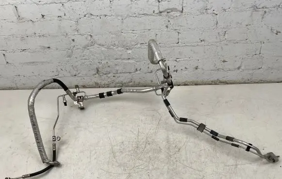 Chrysler Pacifica Air conditioning (A/C) pipe/hose 68227750AF