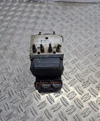 Nissan X-Trail T30 ABS Pump 47600AR005 3305E0287