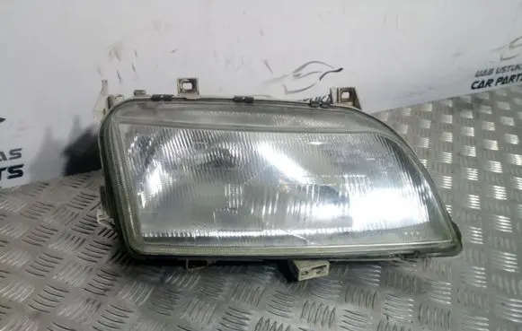 Seat Alhambra (Mk1) Headlight/headlamp 0301048302 7M1941016K 95VW13006FE