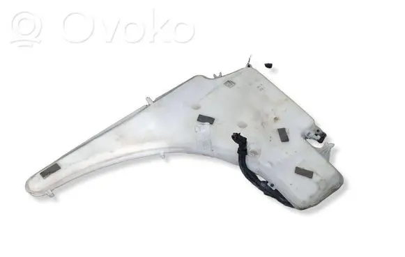 BMW 1 E81 E87 Windshield washer fluid reservoir/tank 7124231 7068998 7117842