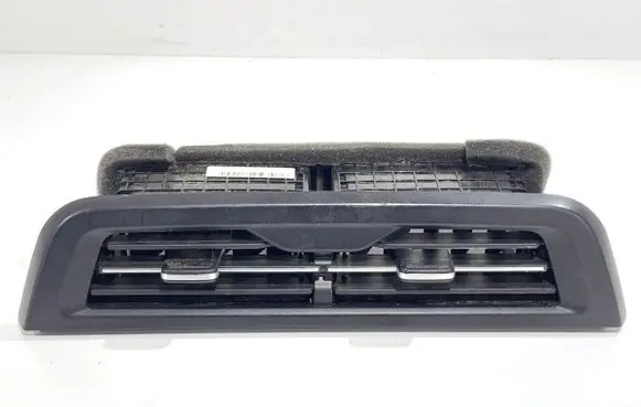 SsangYong Tivoli Dashboard side air vent grill/cover trim 