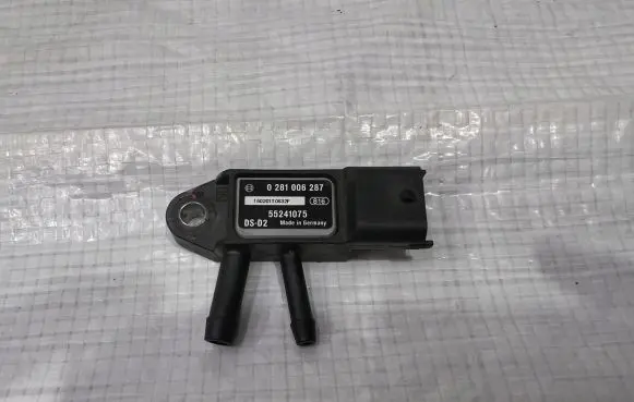 Alfa Romeo Giulia Exhaust gas pressure sensor 55241075