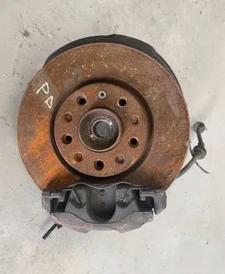 Alfa Romeo Giulietta Front wheel hub 50514556 C0685B