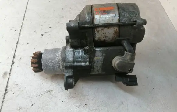 Toyota RAV 4 (XA40) Starter motor 2810074270 2280006273