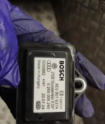 Audi A6 S6 C5 4B ESP acceleration yaw rate sensor 8E0907637A