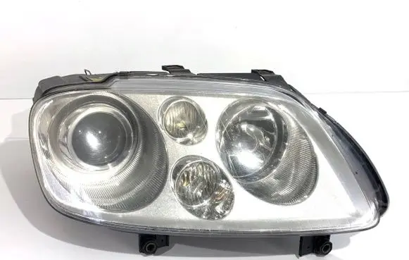 Volkswagen Touran I Headlight/headlamp 1T0941032F