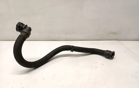 Peugeot 5008 II Engine coolant pipe/hose 9809929380
