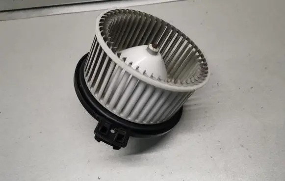 Mazda 2 Heater fan/blower 8940000222
