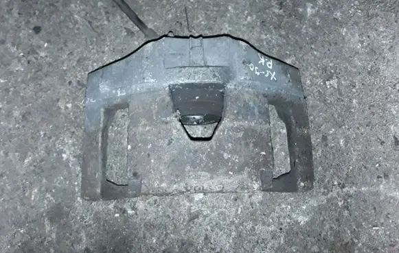 Volvo XC90 Front brake caliper 96030657307 30657307