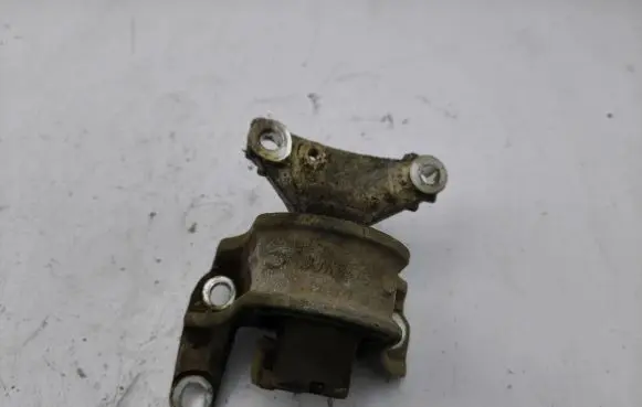 Honda CR-V Gearbox mount